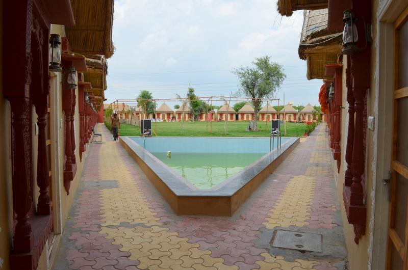 Hotel Vijayvargiya Dhani Bikaner Buitenkant foto